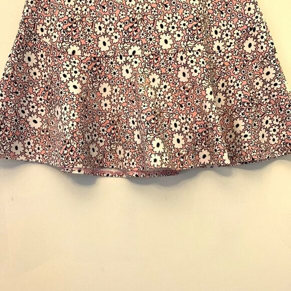 Joe Fresh adorable pink, white, black floral skirt with elastic waistband Size S - Picture 2 of 6